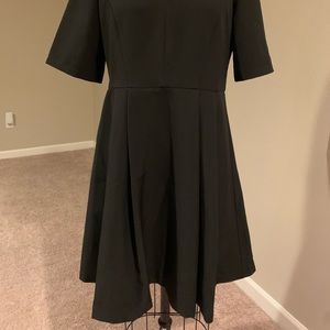 Black short sleeves v neck dress